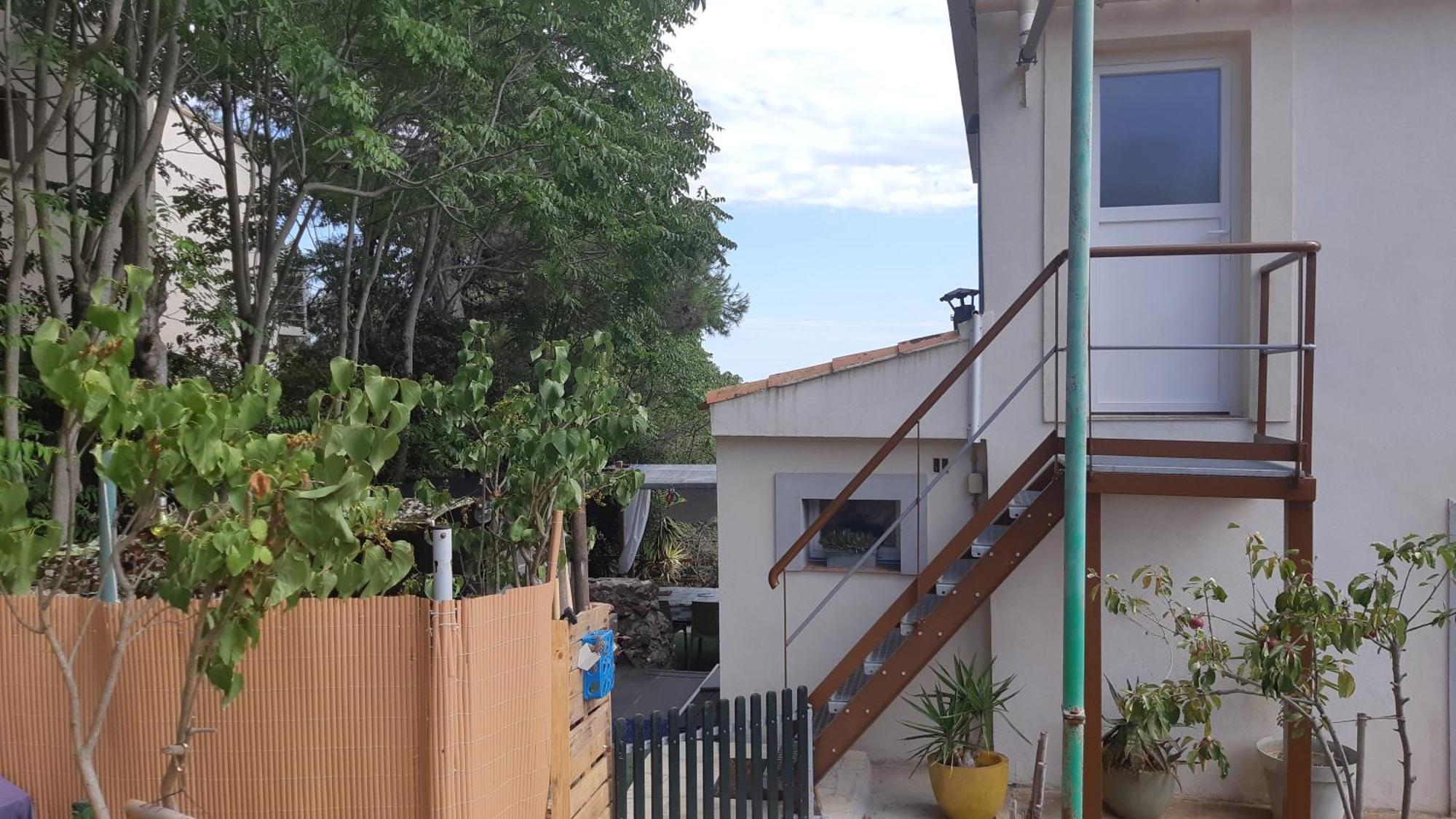 Haut De Villa Au Mont St Clair Vue Exceptionnelle Mer Et Foret Terrasses, Piscine, Petanque, Solarium Prives Сет Экстерьер фото